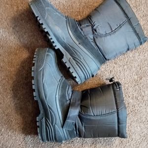 SNOW BOOTS ALL MAN MADE SINTETICO SIZE 9 THINSUSALTE RUBBER SOLE